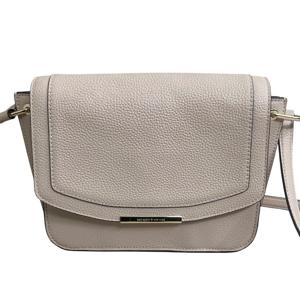 Kate Spade New York Beige Pebbled Leather Accordion Flap Crossbody Bag Gold Tone